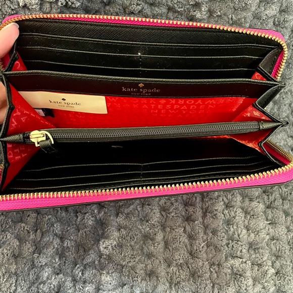 Kate Spade Extra Spicy Large Tote and Wallet - Picture 9 of 10